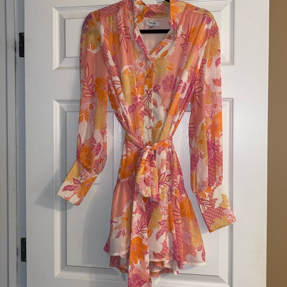 Fate. Orange/pink floral dress. Buttons down front with tie at waist